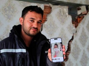 6 Günlük Bebek Genç Çiftin Hayatını Kurtardı