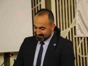 İ̇yi̇ Parti Belediye Meclis Üyesi Çakmak İstifa Etti