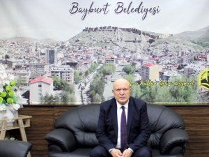 Başkan Pekmezci: “Berat Kandilini En Kalbi Duygularımla Tebrik Ederim”