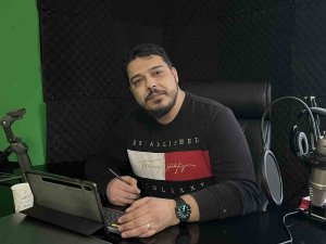 Depremzede Öğrenciler İçin Harekete Geçen Öğretmenler Ücretsiz Online Ders Vermeye Başladı