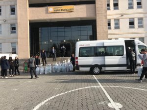 Öğrencilerin Harçlıkları Depremzedelere