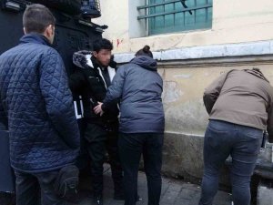Beyoğlu’nda Marketten Hırsızlık Yapan Şüpheli Taksim Meydanı’nda Yakalandı