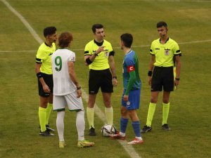 Genç Horozlar Rize ile berabere kaldı