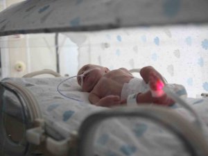 Deprem Bölgesinden Mersin’e Getirilen Bebekler, Dna Eşleşmesi İle Ailelerine Teslim Ediliyor