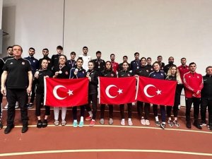 Bursa Büyükşehir Belediyesporlu Hatice Kübra İ̇lgün Bulgaristan’dan Gümüş Madalyayla Döndü