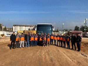 İ̇nsani Yardım Ekibi Deprem Bölgesinde Çalışmalarını Tamamladı