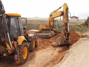 Elmalı Bayralar Mahallesi’nde Köprü İnşaatına Başlandı