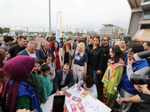 Depremzede Çocuklar İçin Spor Şenliği