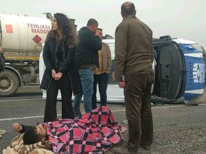 Direksiyon Hakimiyetin Kaybeden Sürücü Kaza Yaptı: 1 Yaralı