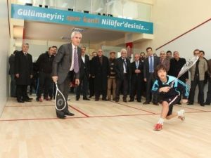 Bozbey: "Nilüfer Squash Sporunun Merkezi Olacak"
