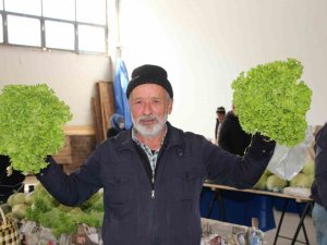 Yakacık Köyü Muhtarı Yıldırım: "Üretici Değil Aracı Para Kazanıyor"