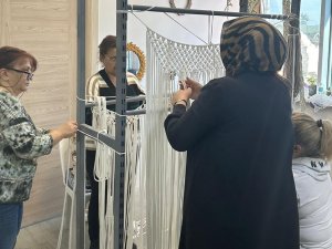 Üretici Kadınların Dayanışması Büyüyor: Depremzede Kadınları Da Aralarına Bekliyorlar