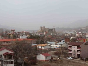 Oltu’da Toz Bulutu Etkili Oldu