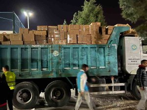Manisa Büyükşehir’den Yayladağı Ve Alltınözü’ne Erzak Desteği