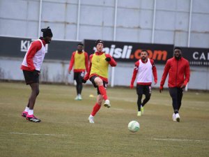 Sivasspor, Fiorentina Maçı Hazırlıklarını Sürdürdü