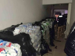 İ̇ş Yerinin Deposundan Tonlarca Sahte Deterjan Çıktı