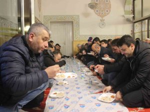 Düzce’de Asırlık Kandil Geleneği
