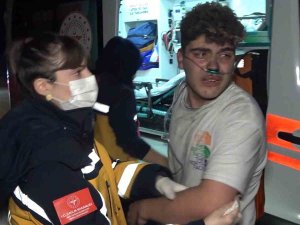 Sigara Yakarken Devrilen Benzin Bidonu Alev Aldı: Ağabey İle Kardeşi Ölümden Döndü
