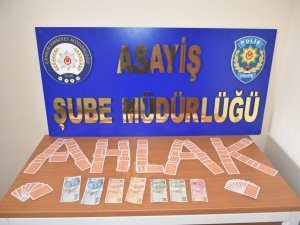 Çankırı’da Kumar Oynayan Şahıslara Suçüstü Baskın