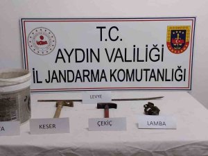 Nysa’da Kaçak Kazı Yaparken Suçüstü Yakalandılar