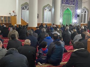 Aydın’da Berat Kandili’nde Camiler Doldu Taştı