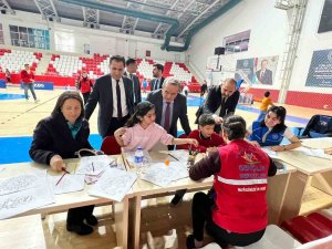 Kaymakam Öztürk, Afetzede Ailelerle Bir Araya Geldi