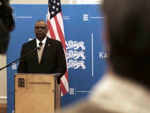 Abd Savunma Bakanı Austin’den Irak’a Sürpriz Ziyaret