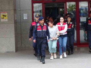 Antalya’da Silah Tehditli Şantaj Çetesine Operasyon: 4 Tutuklama