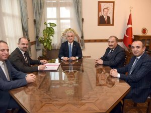 Tosya’da İnşa Edilecek Dev Spor Kompleksinin Arsa Devir İşlemi Tamamlandı