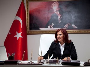 Başkan Çerçioğlu: "8 Mart Dünya Emekçi Kadınlar Günümüz Kutlu Olsun"