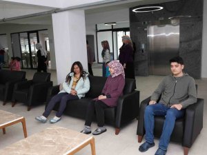 Kayseri Büyükşehir, Tedavi Gören Depremzede Yakınlarını Misafirhanede Ağırlıyor