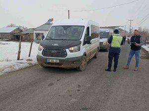 Ağrı’da Taşımalı Eğitim Servis Araçları Denetlendi