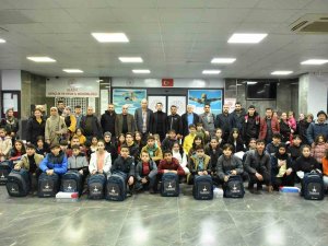 Elazığ’da 51 Sporcu Ve 9 Antrenöre Spor Malzemesi Dağıtıldı