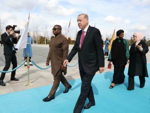 Cumhurbaşkanı Erdoğan, Brunei Darusselam Sultanı Waddaulah’ı Resmi Törenle Karşıladı