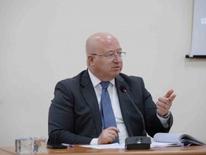 Başkan Gümüş’ten Meclis Üyelerine Deprem Bilgilendirmesi