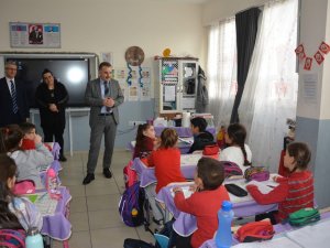 Kaymakam Odabaş, İlçedeki Okulları Ziyaret Ediyor