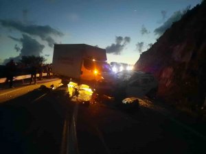 Datça’da Trafik Kazası: 2 Yaralı