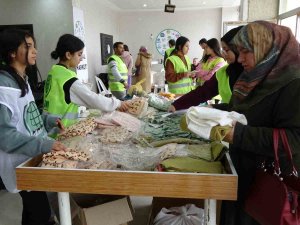 Siirt’te ’Sosyal Market’ İle 785 Depremzede Vatandaşın İhtiyacı Karşılandı