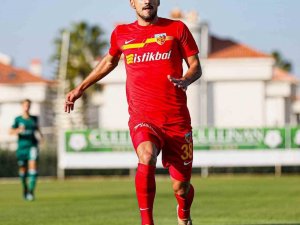 Kayserispor 5 Futbolcu Gönderdi