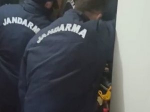 Yangına Uykuda Yakalandılar...can Pazarı Kamerada