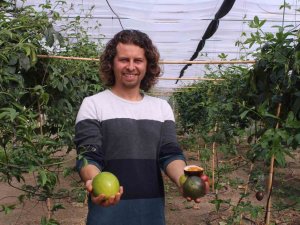 İ̇thal Meyveyi İ̇zmir’de Üretti, Rotayı Avrupa’ya Çevirdi