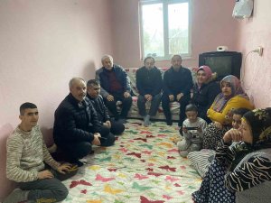 Başkan Şahin, Afetzede Ailelerle Bir Araya Geldi