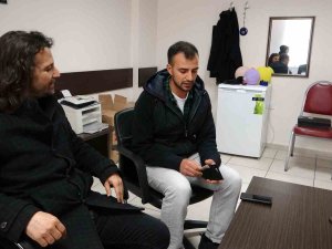 Depremzede Ailenin Aldığı Kıyafette Para Çıktı, Tereddüt Etmeden İade Ettiler