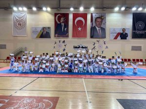 Kuşak Terfi Sınavı Nefes Kesti