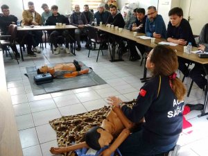 Kütahya İ̇hh’dan 20 Gönüllüye Daha ’Arama-kurtarma Ve İlk Yardım’ Eğitimi