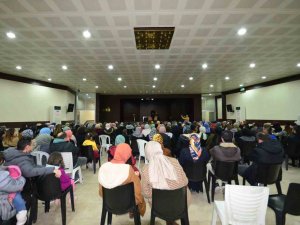 Eğitimci Yazar Dilek Cesur Gedizlilerle Buluştu