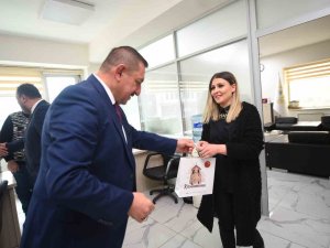 Başkan Vidinlioğlu, Çalışan Kadın Personellerin Dünya Kadınlar Günü’nü Kutladı