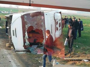 Tekirdağ’da İşçi Servisi Kaza Yaptı: 14 Yaralı