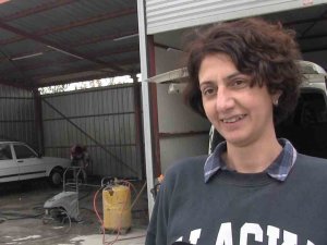 O Sanayinin İçinde Açan Bir Çiçek Oldu