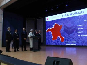 Milyonlarca Hacı Adayının Bekleyişi Sona Erdi, 2023 Hac Kuraları Çekilmeye Başlandı